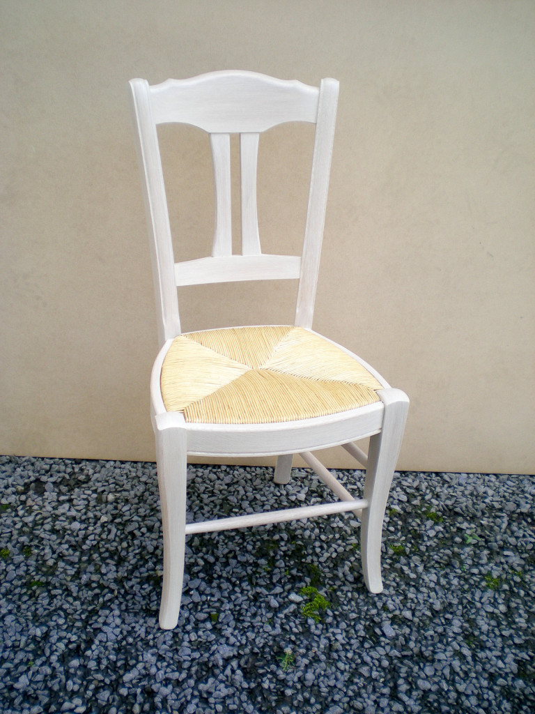 chaise en chêne blanc européen classique